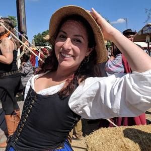 Meet your Posher, Lauren